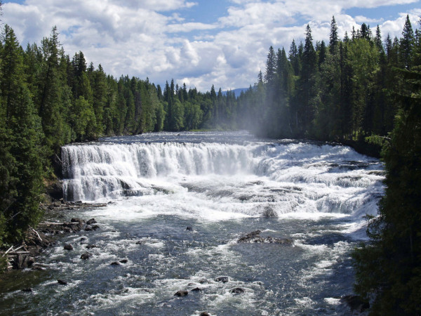 Dawson Falls in Wells Gray